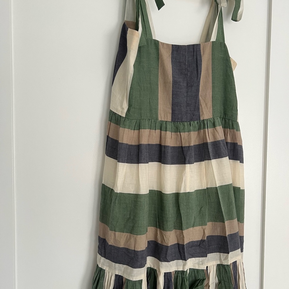 Elegant Striped Maxi Dress in Green and Tan
